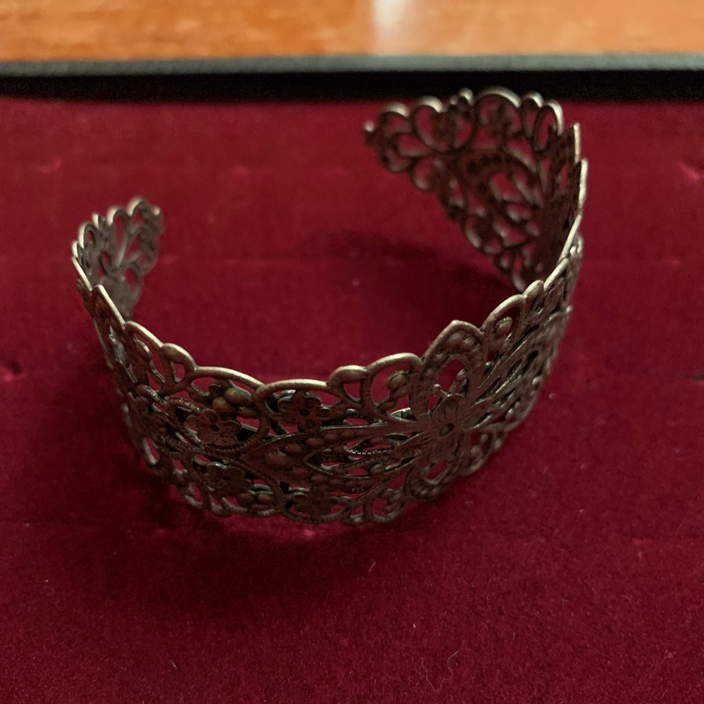 Cuff bracelet